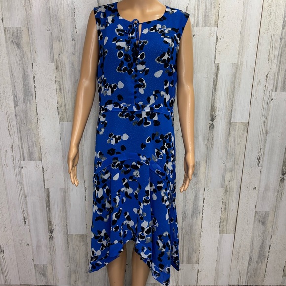 CAbi Untamed Electric Blue Floral Asymmetrical‎ Hem Dress - Picture 4 of 14